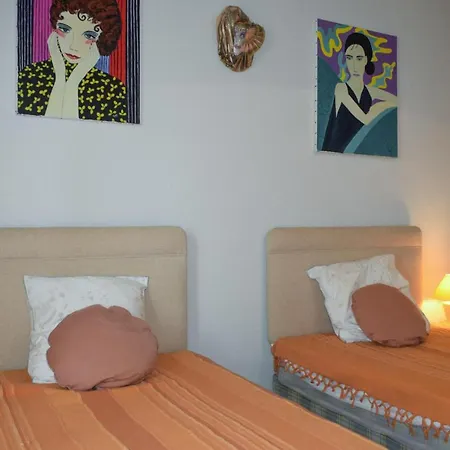 Amazing In Vaux-sur-Mer